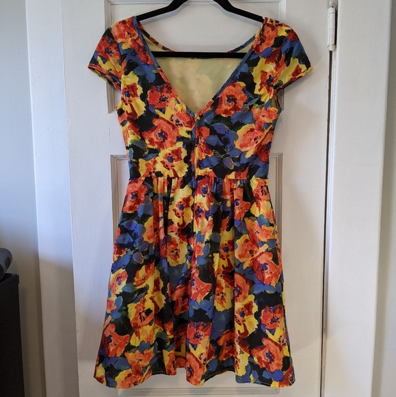 Semiformal Floral Cap Sleeve Fall Dress - Picture 4 of 7